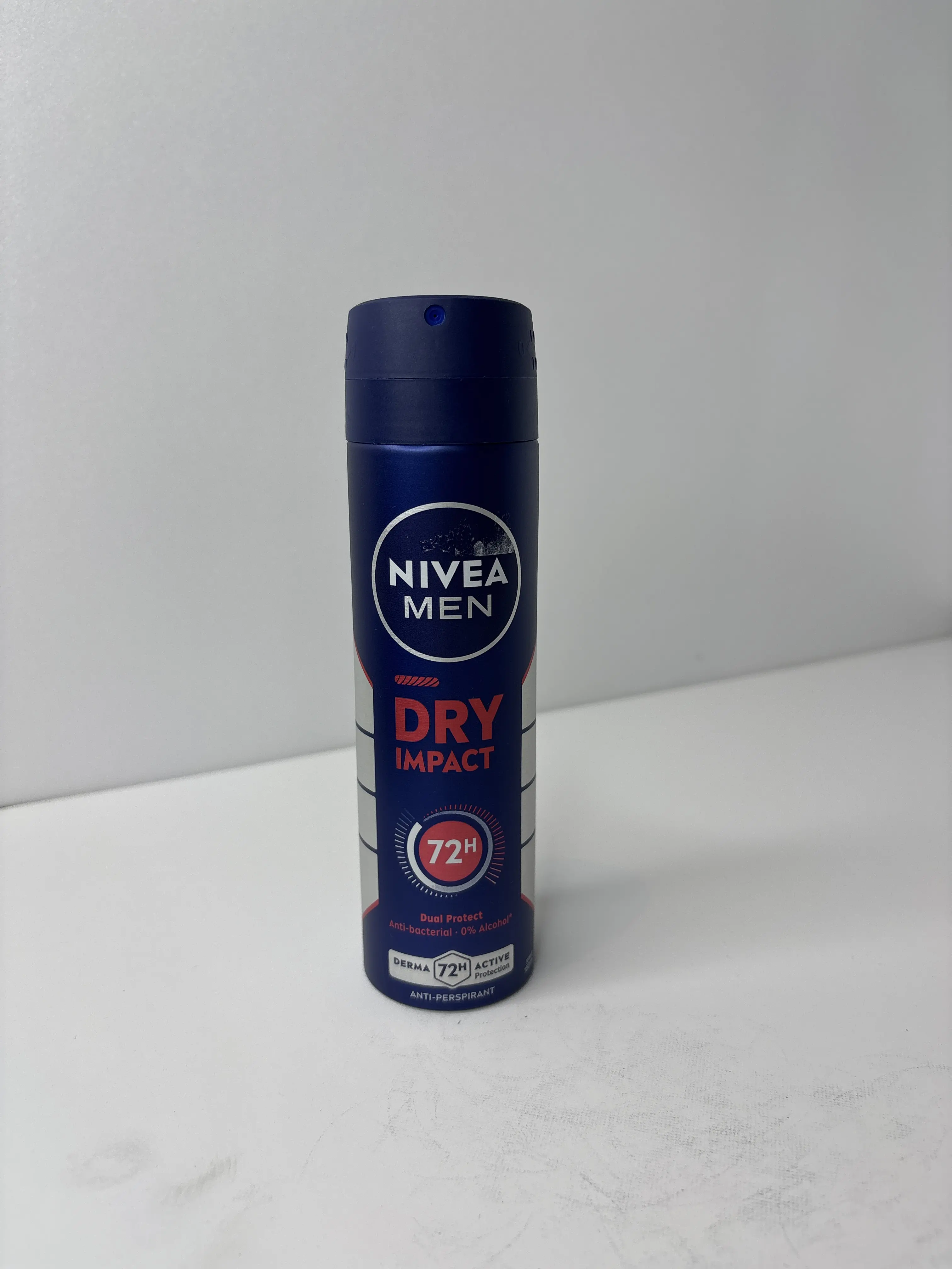 اسپری نیوا اروپایی MEN DRY IMPACT 72H
